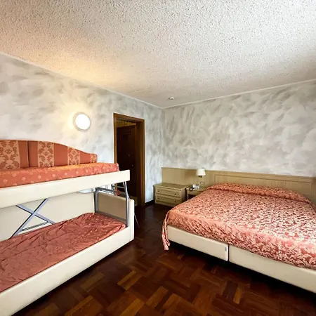 Hotel Garni Del 3*