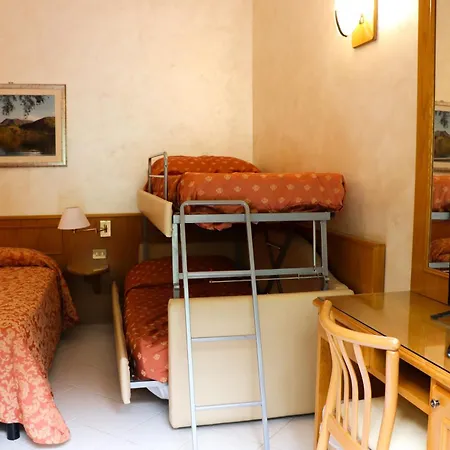 Garni Del Hotel 3*