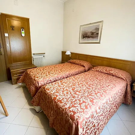 Garni Del
