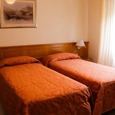 Garni Del スカンノ