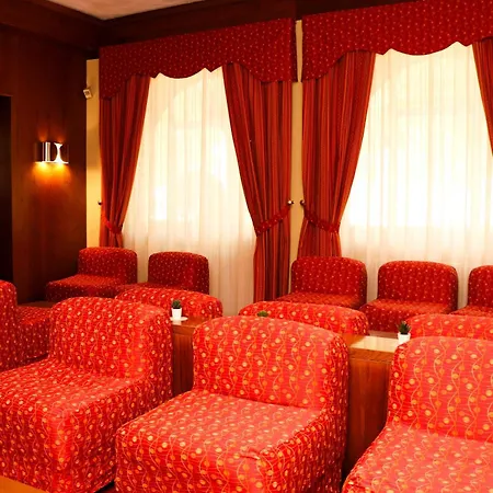 Garni Del Hotel 3*
