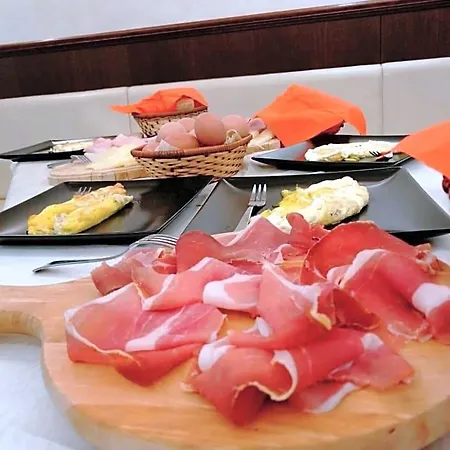 Garni Del Hotell 3*
