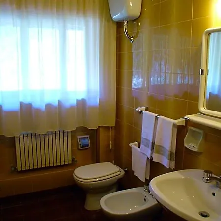 Hotell Garni Del 3*