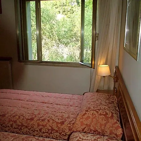 Hotell Garni Del 3*